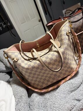 Louis Vuitton Damier Azur Tote in Cream and Pink
